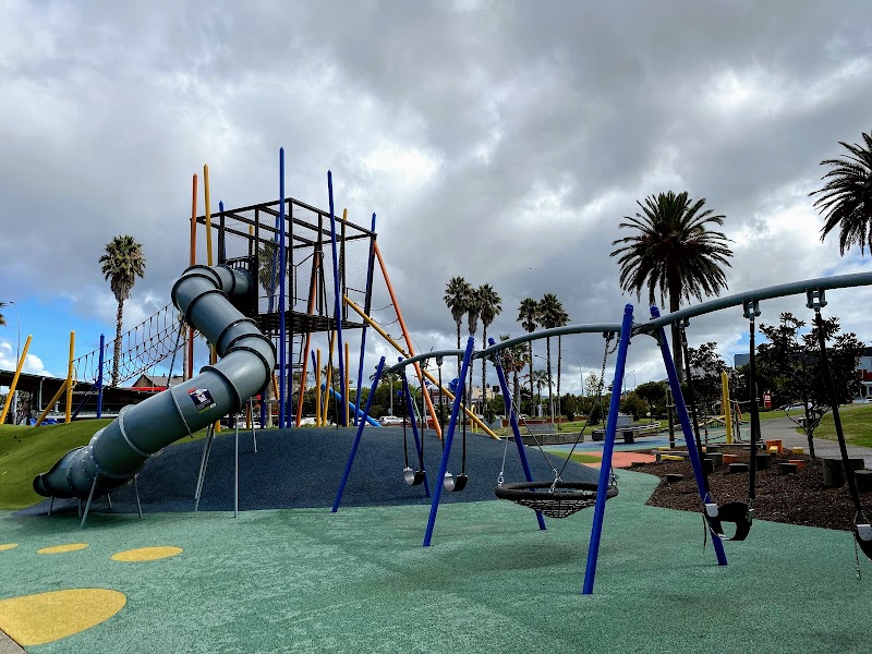 Potters Park photo 2