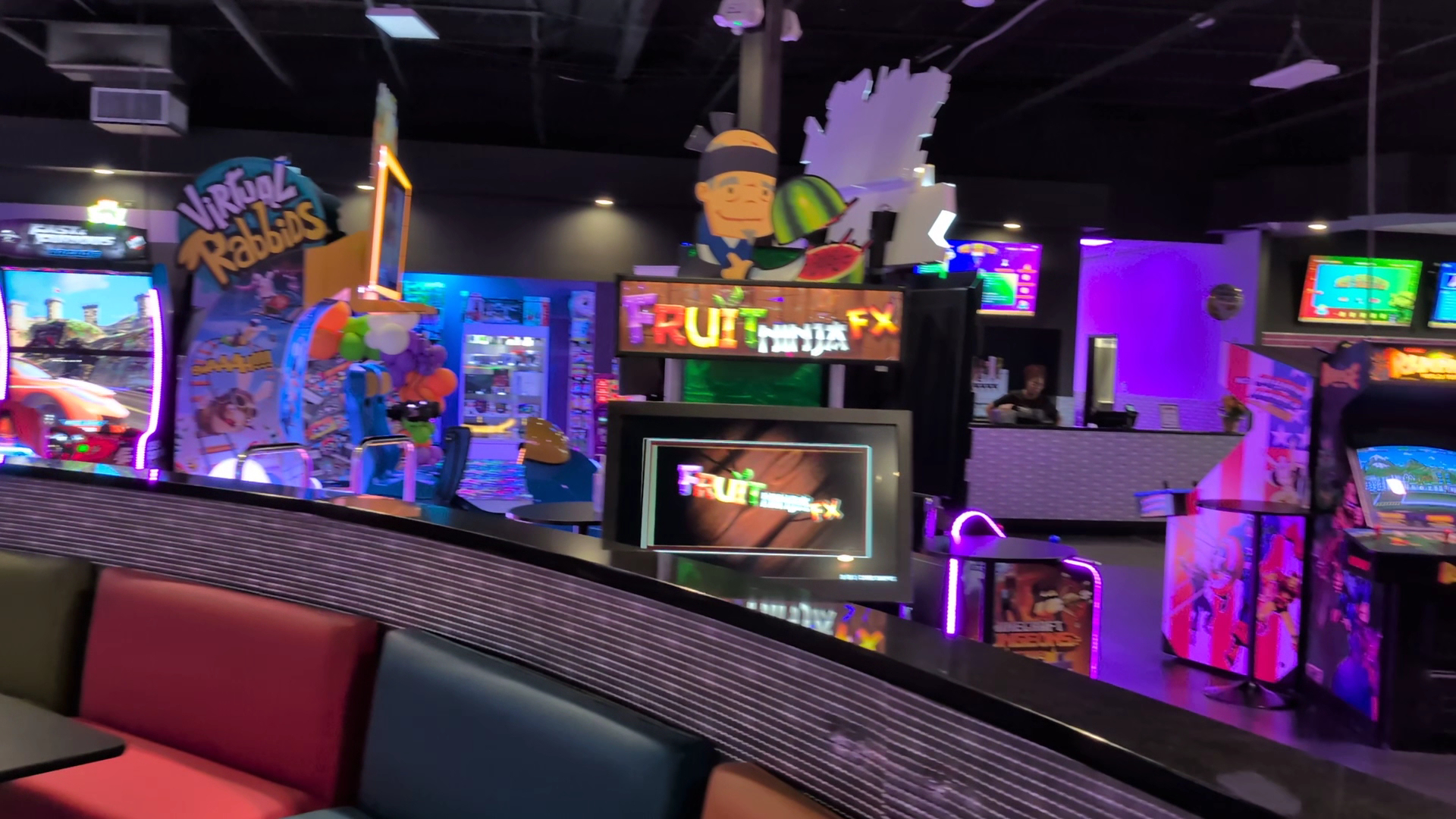PUSH START PLAY Family Entertainment Center photo 2