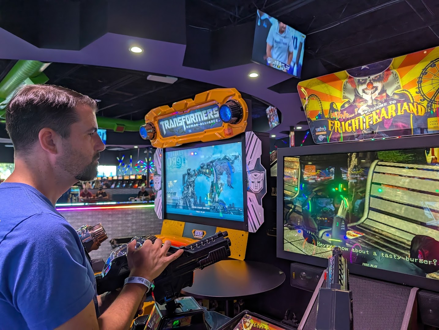 PUSH START PLAY Family Entertainment Center photo 3