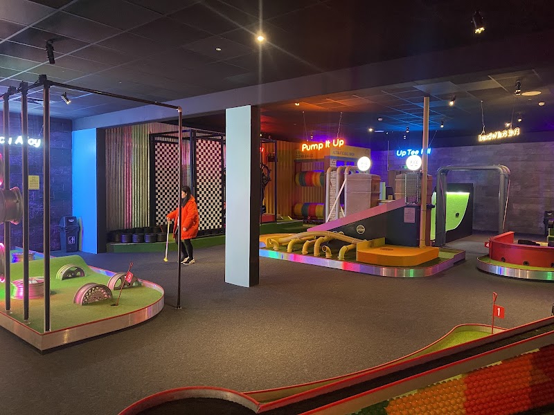 Putt Club Crazy Golf London Docklands photo 2