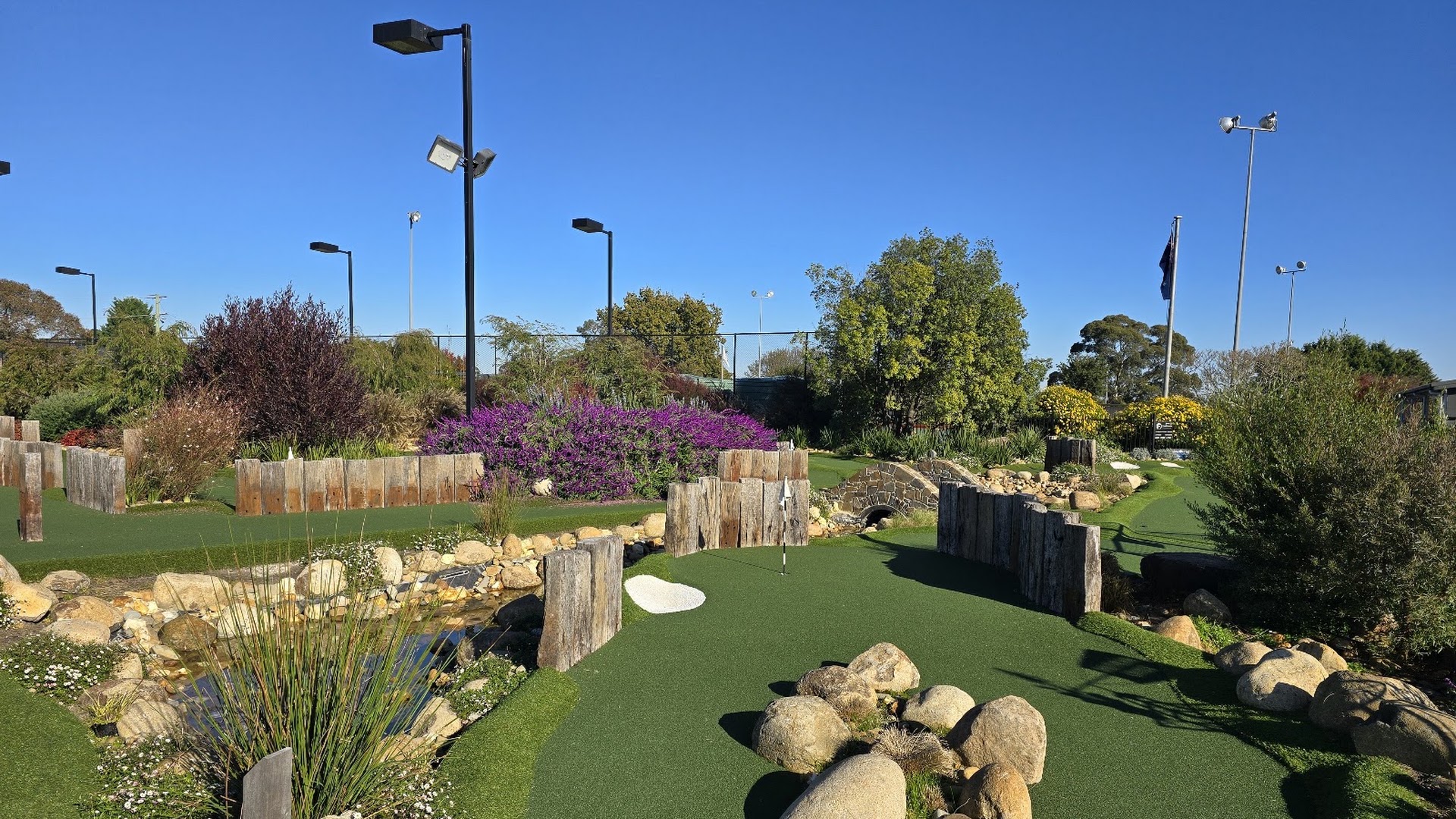 Puttz Mini Golf photo 2