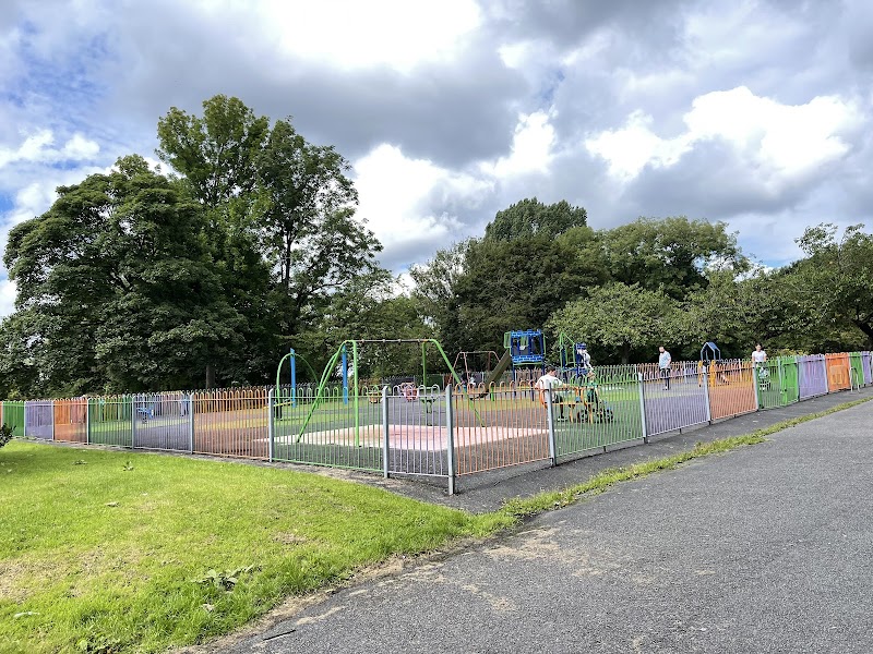 Queenβs Park Playground