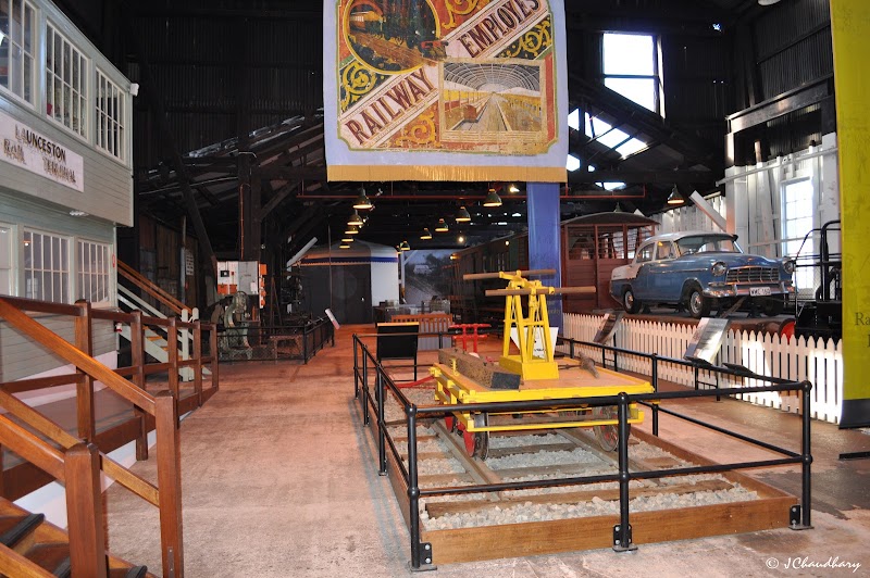 Queen Victoria Museum & Art Gallery photo 2