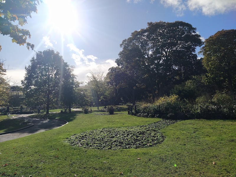 Queens Gardens