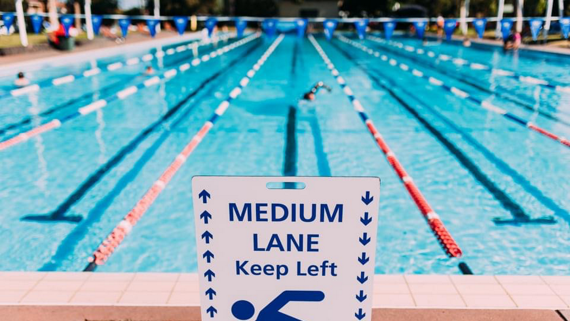 Queens Park Swimming Pool photo 3