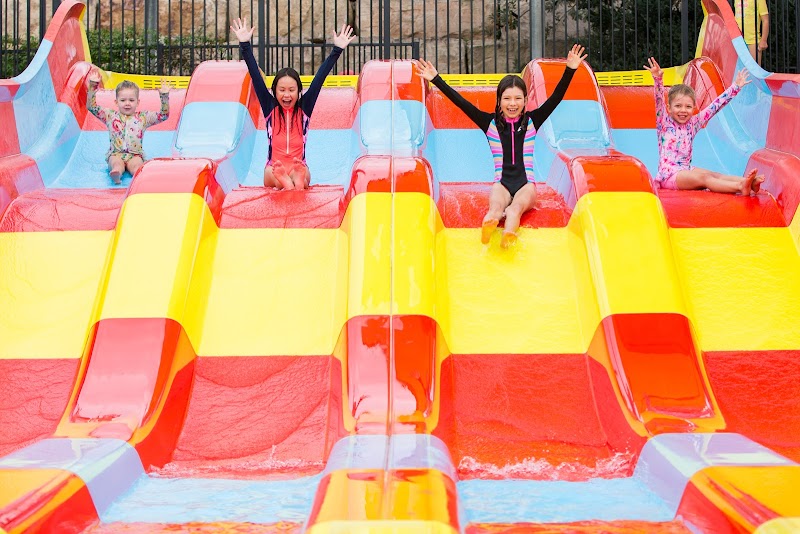 Raging Waters Sydney photo 3