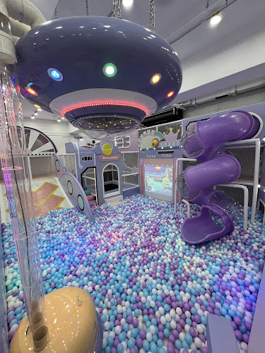 Rainbowegg Playhouse 彩虹蛋兒童遊樂場