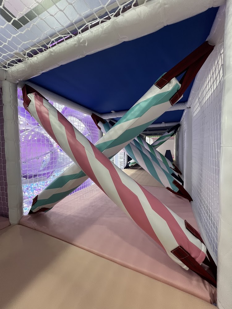 Rainbowegg Playhouse 彩虹蛋兒童遊樂場 photo 5