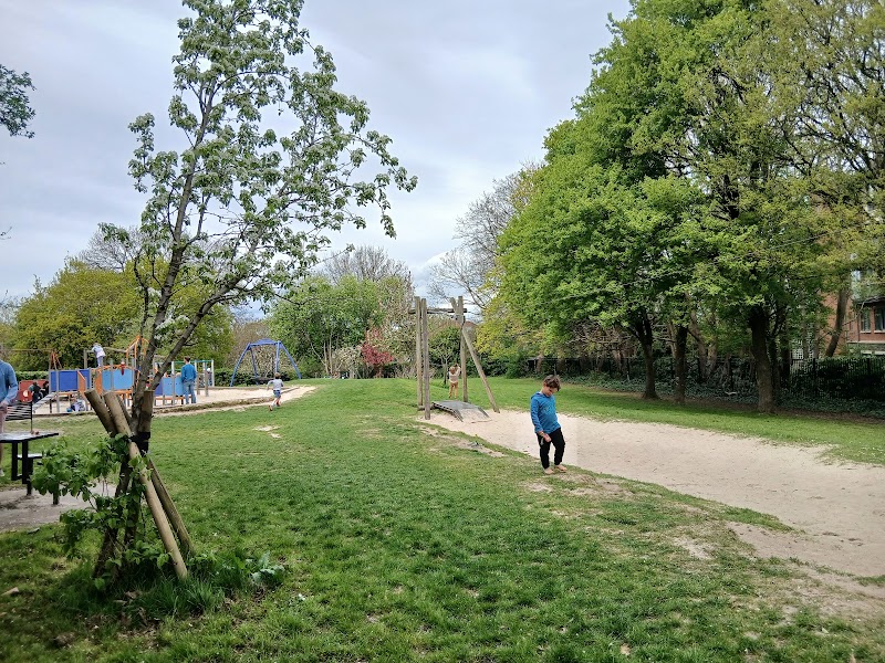 Redland Green Playground photo 3