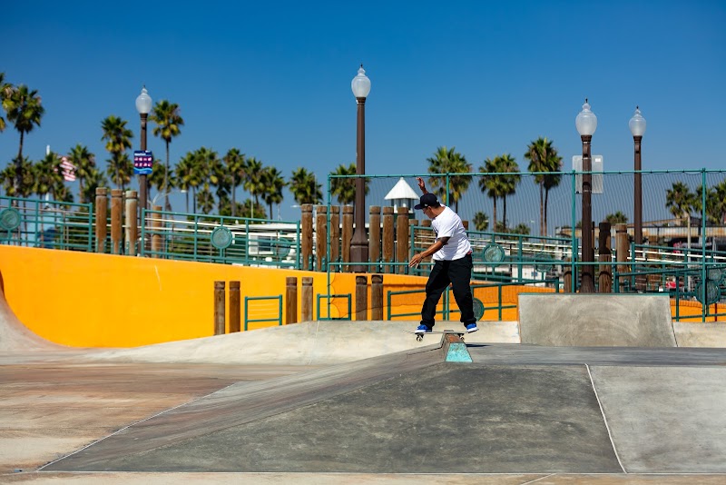 Redondo Beach Pier Skatepark