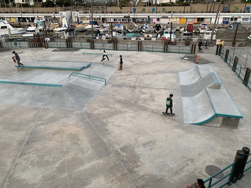 Redondo Beach Pier Skatepark photo 2