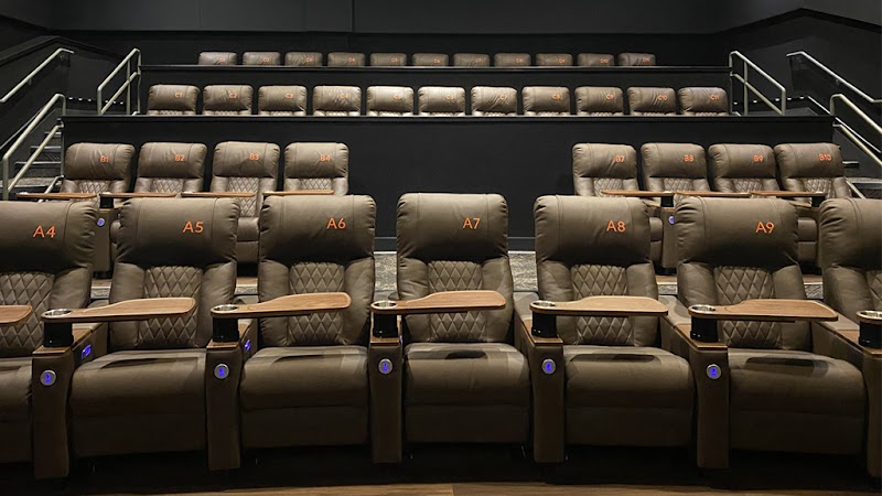 Regal Sherman Oaks Galleria