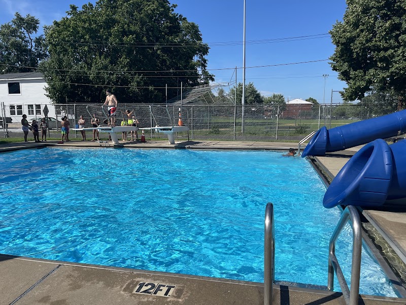 Ridgefield Pool