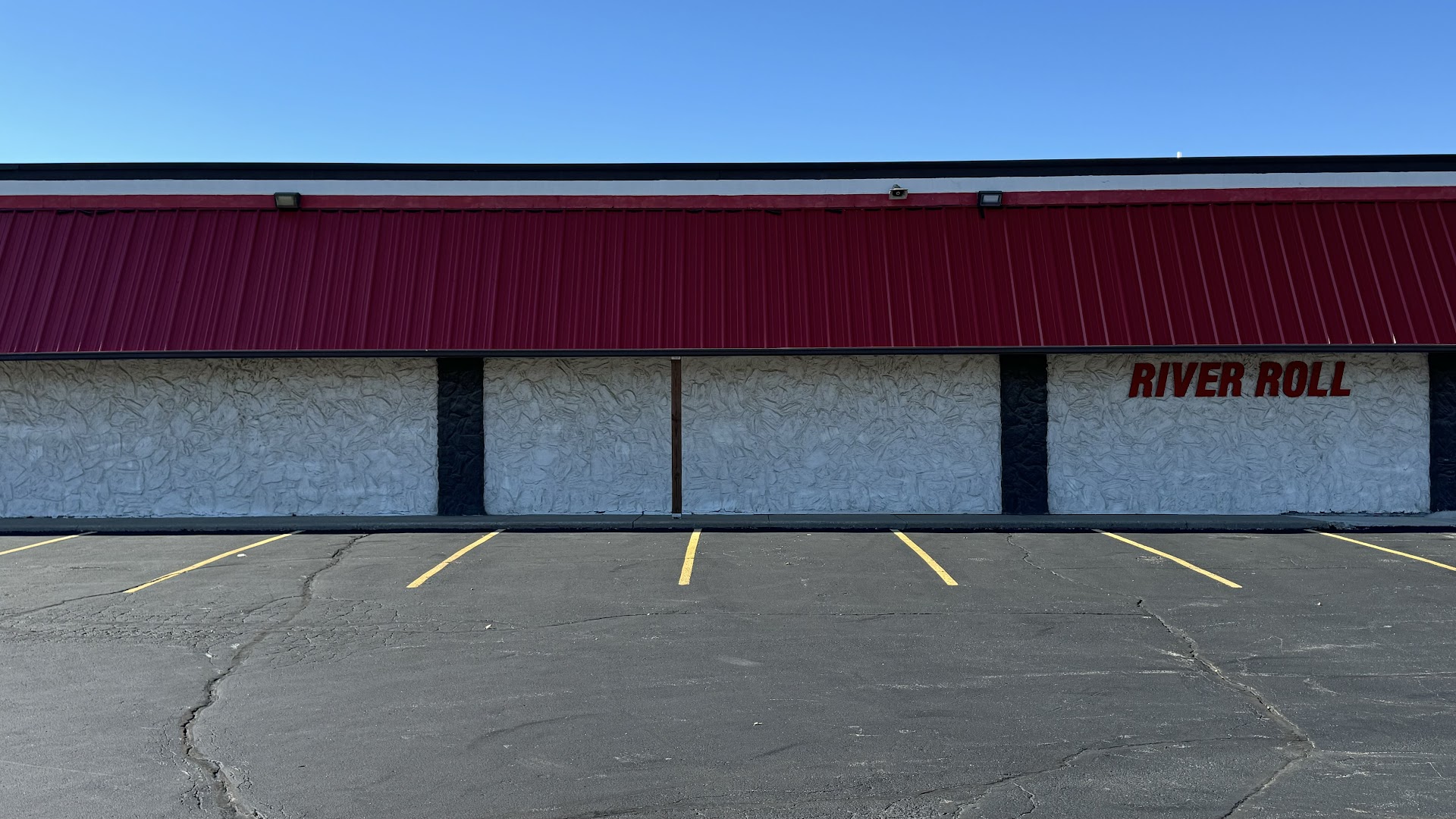 River Roll Skate Center photo 2