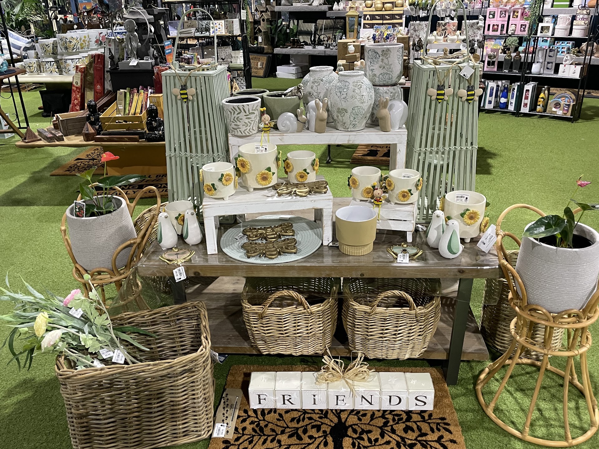 Riverside Gardens Garden Centre & Mini Golf photo 3