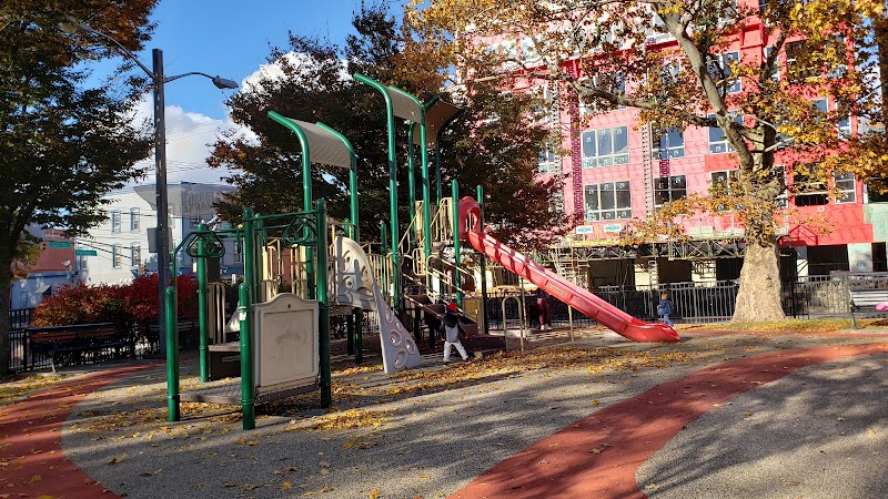 Riverview-Fisk Park Children Playground photo 3