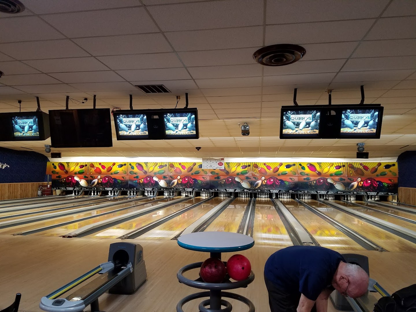 Riviera Lanes photo 2
