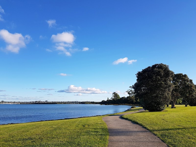 Roberta Reserve photo 2