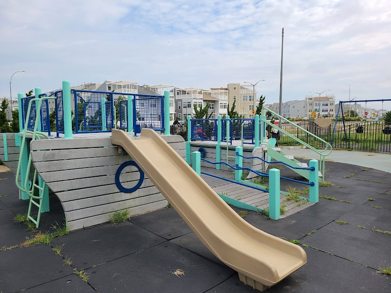 Rockaway Beach Playground photo 2