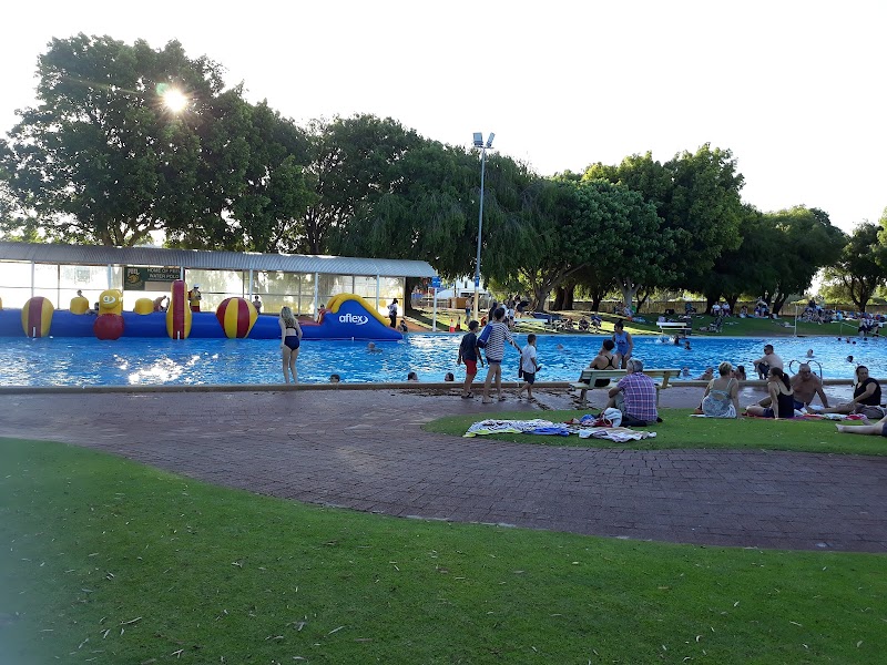 Rockingham Aquatic Centre photo 2