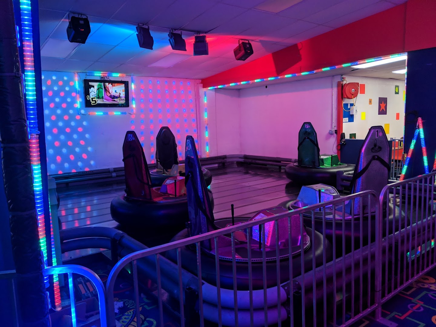 Rollerama Skating Center - Zap Zone Brighton photo 3