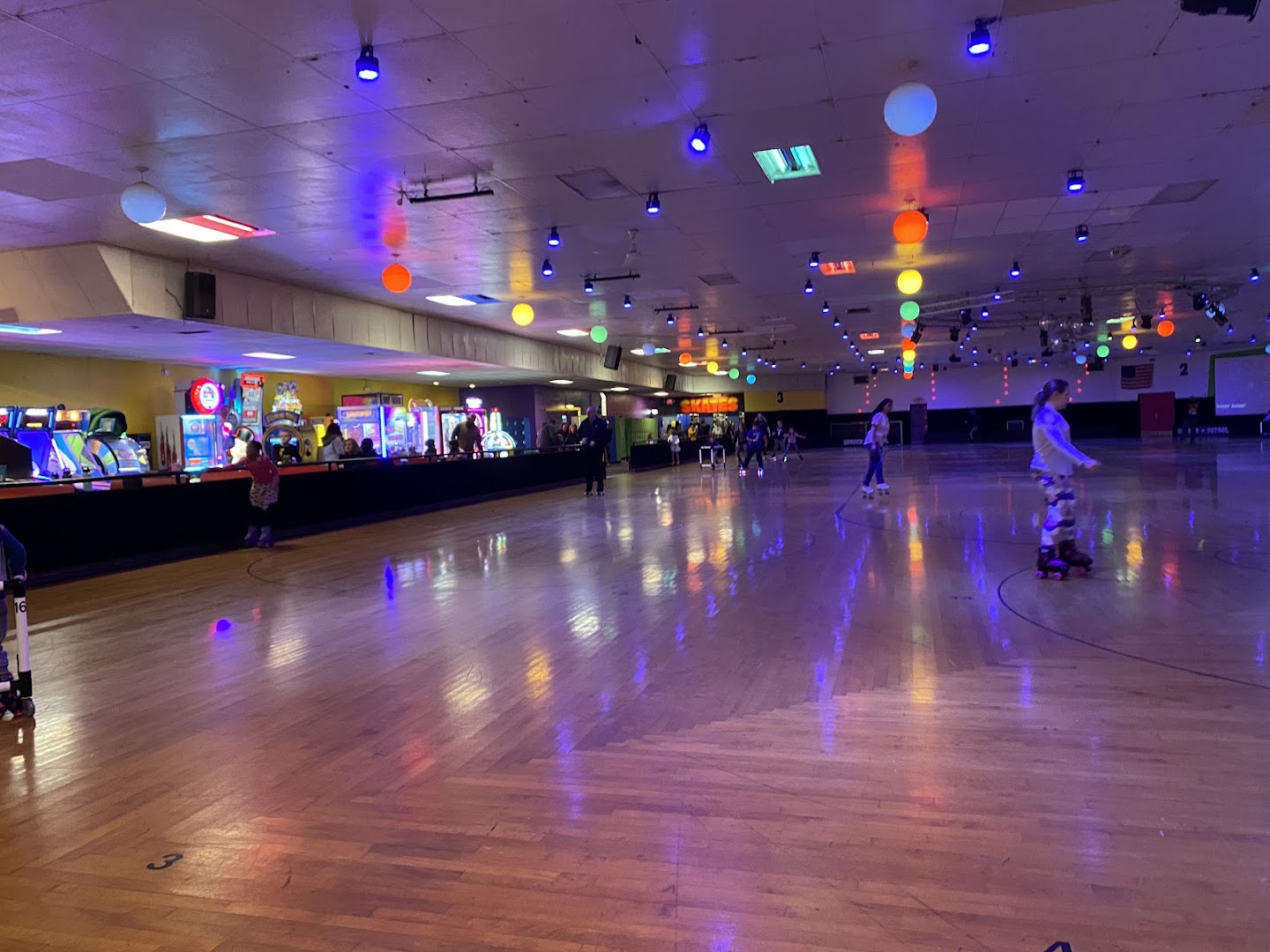 Rollhaven Skating Center-Flint, Grand Blanc Twp. photo 2