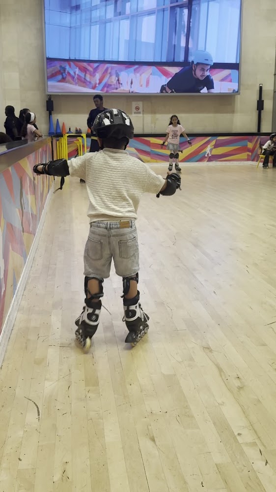 Rolling Wheels Yas Mall photo 3