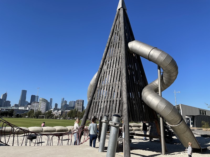 Ron Barassi Snr Park photo 2