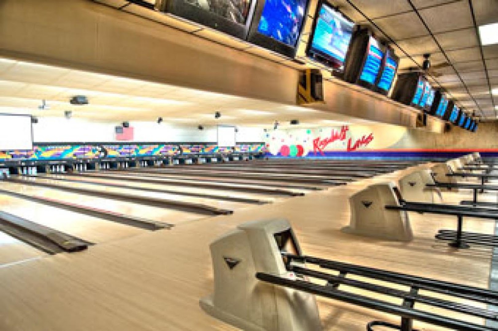 Roosevelt Lanes Recreation photo 2