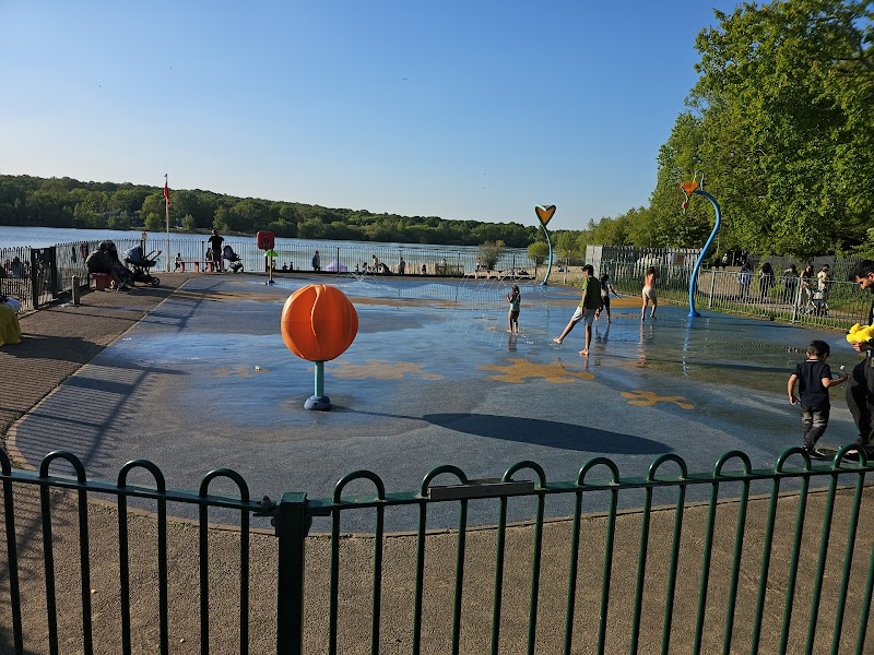Ruislip Lido Watersplash photo 2
