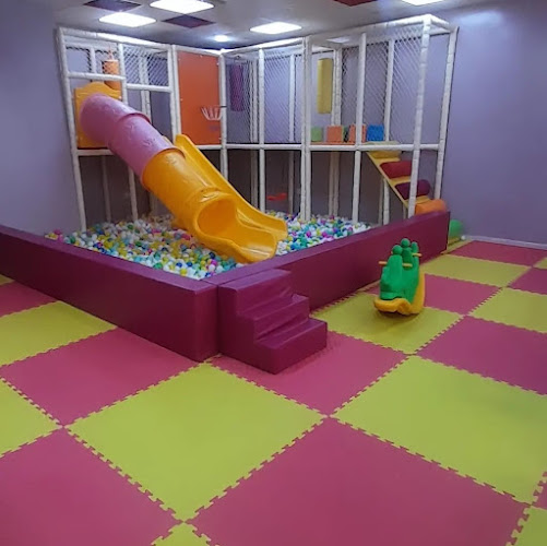 Rukn Al Atfal Play Area for Kids 👪 (ركن الأطفال)