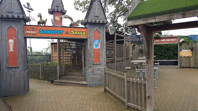 RYE-ASSIC Soft Play Park photo 3