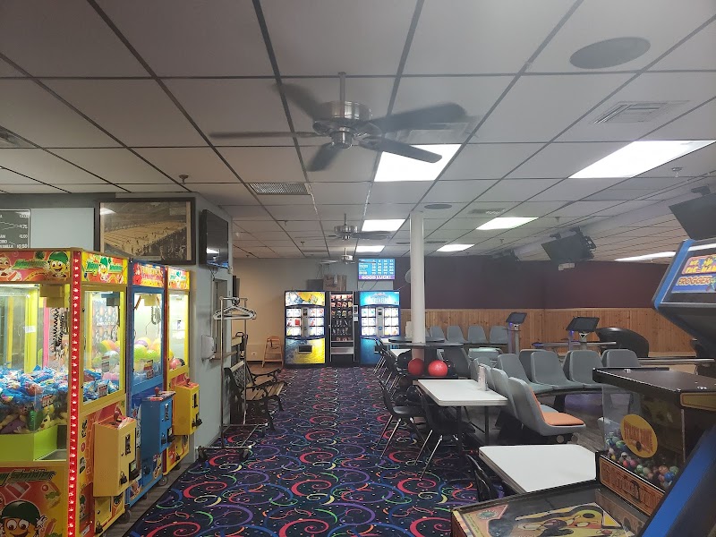 San-Dee Lanes of Malverne photo 3