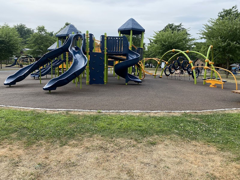 Saxon Woods Park Playground