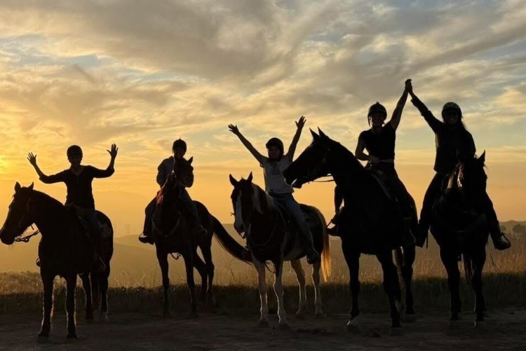 Second Chance Ranch - Horseback Trail Riding
