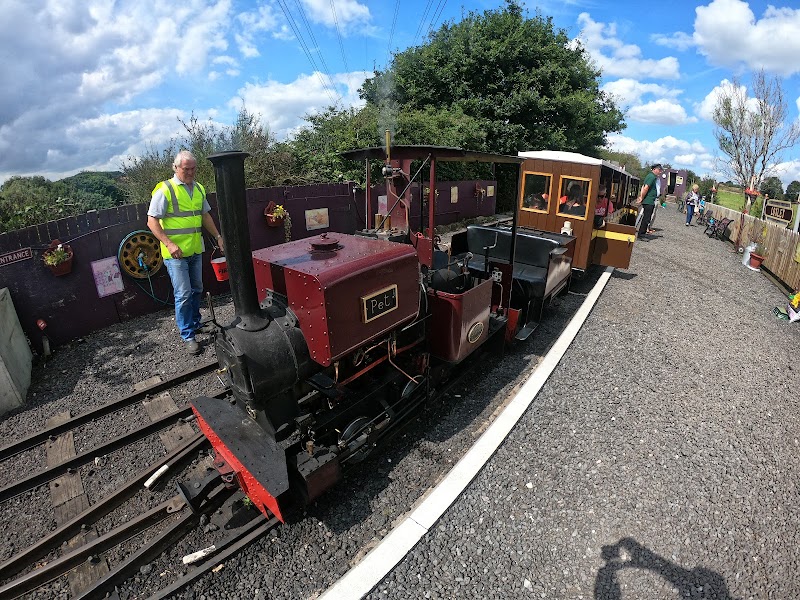 Sherwood Forest Railway photo 3