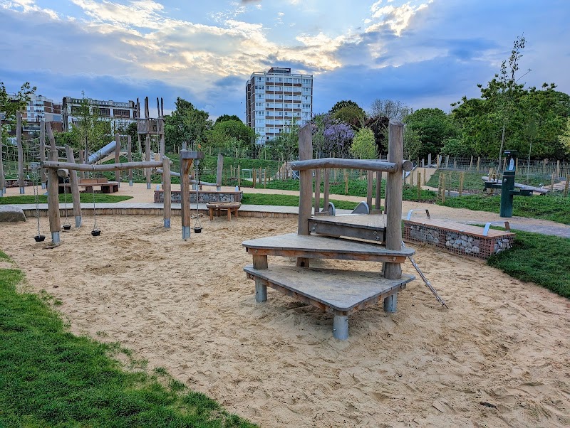 Shoreditch Park Playground