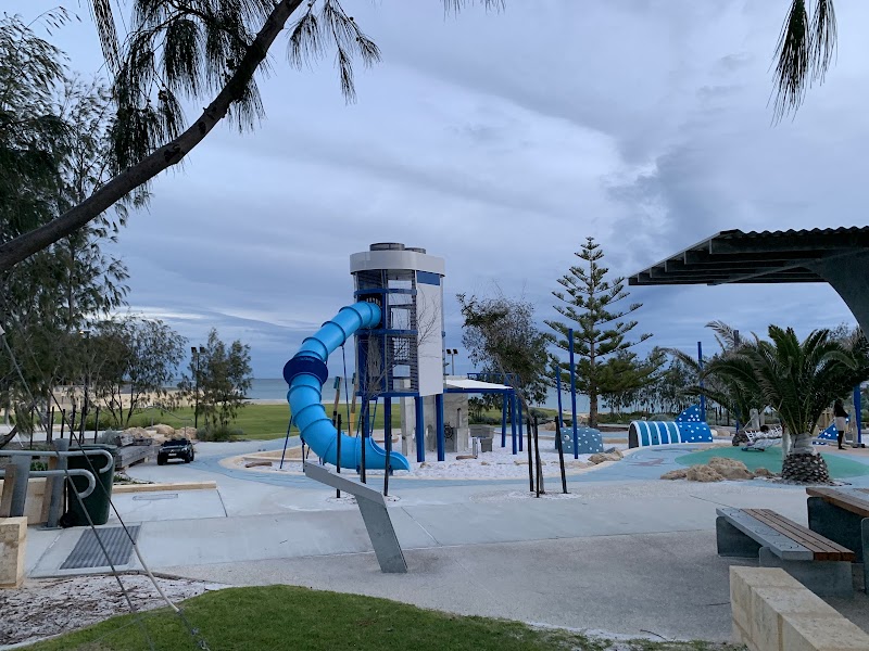 Shorehaven’s Treasure Island Adventure Playground - Peet photo 3