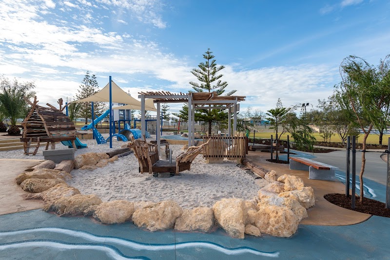 Shorehaven’s Treasure Island Adventure Playground - Peet photo 2