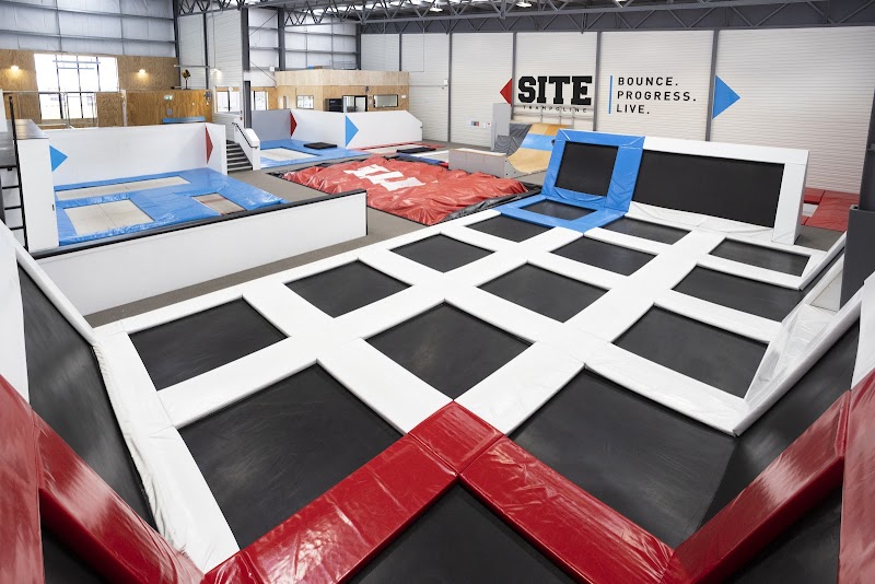 SITE Trampoline photo 2