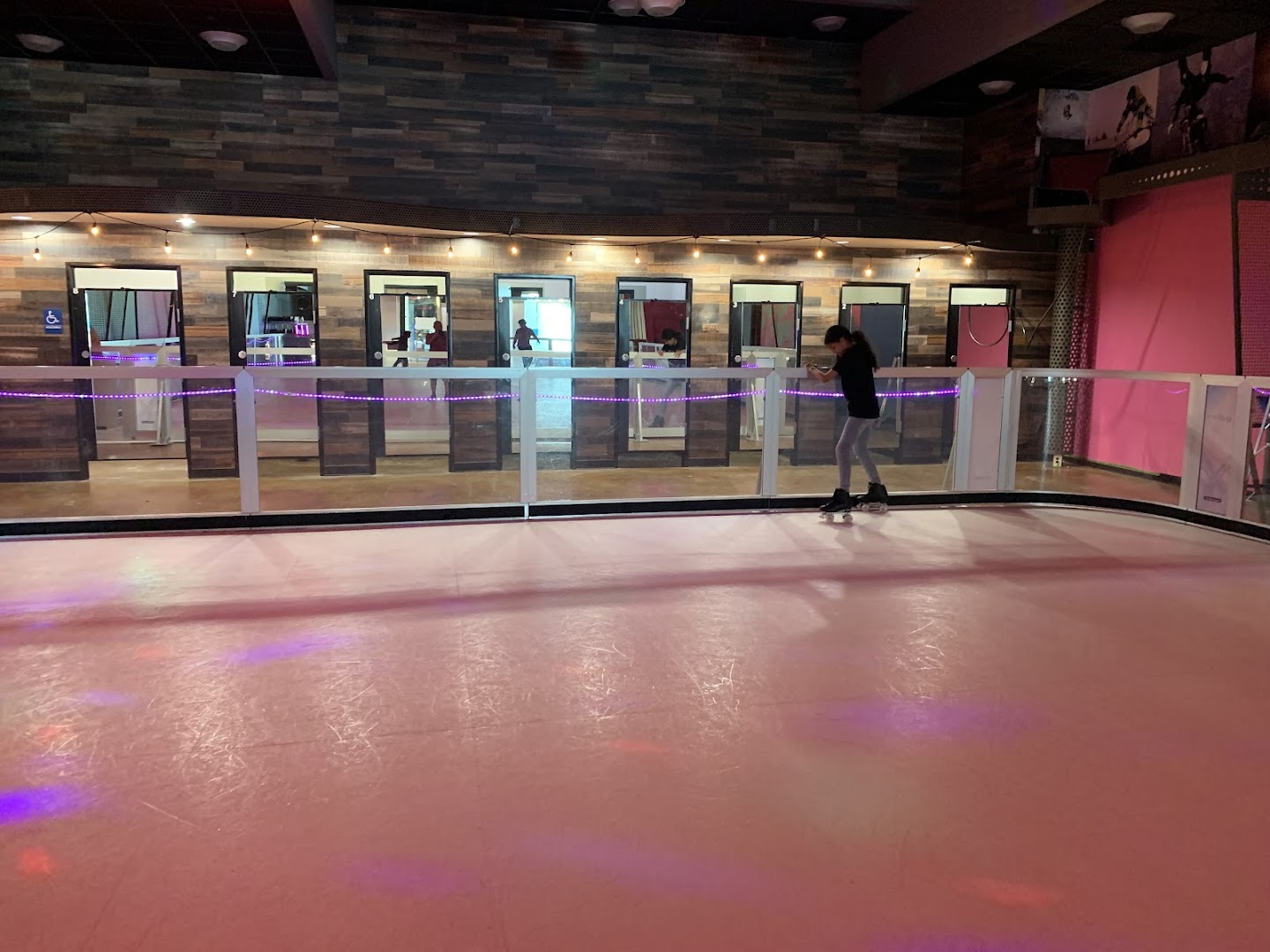 Skate Escape photo 3