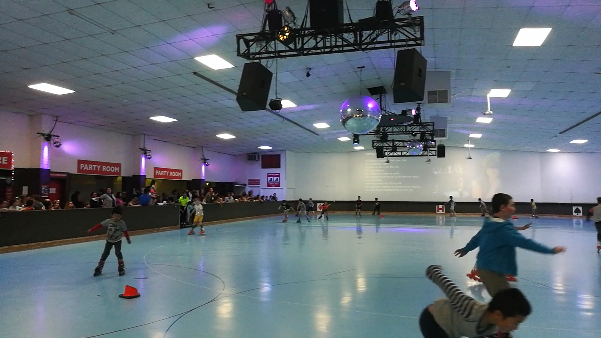 Skaterz Roller Skate & Blade Rink photo 2