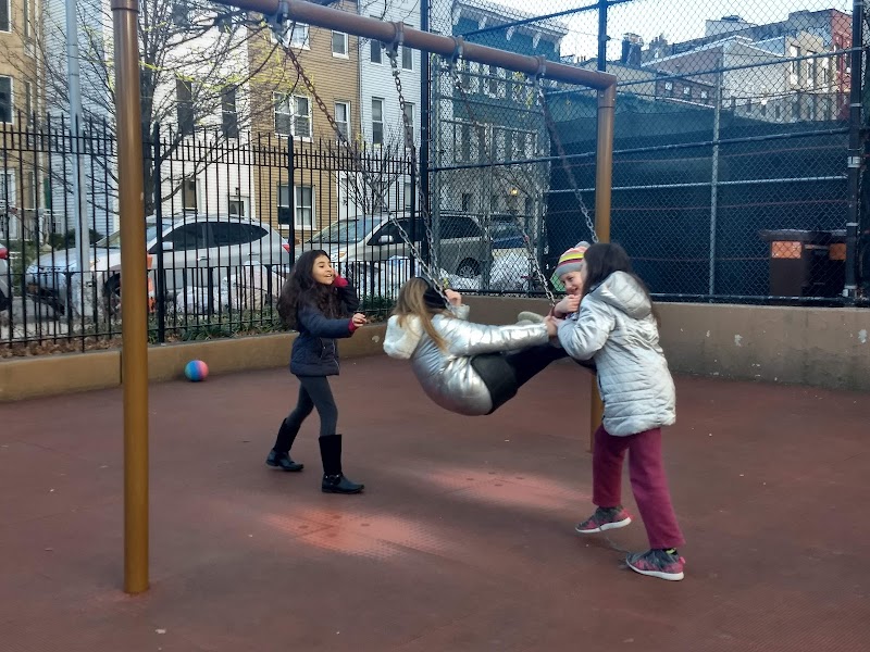 Slope Park Playground photo 3
