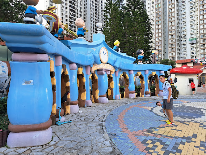 Snoopy's World