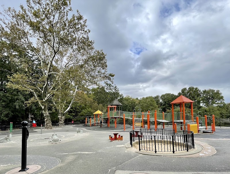 Sobelsohn Playground photo 2