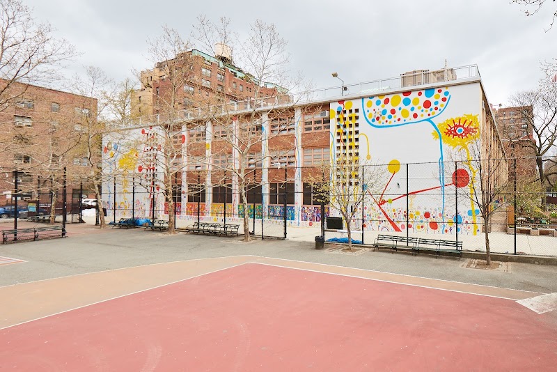 Sol Bloom Playground photo 3