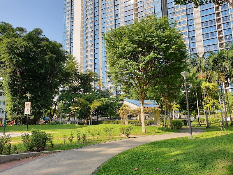 Somme Road Playground photo 2