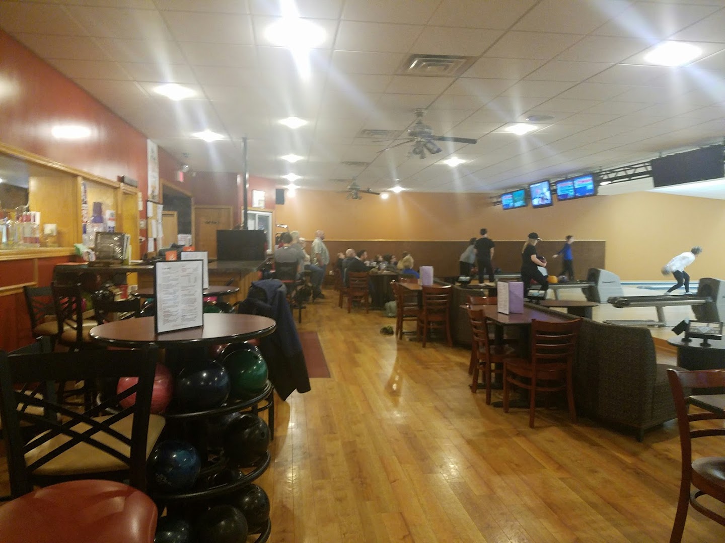 Spare Time Bowling Center photo 2