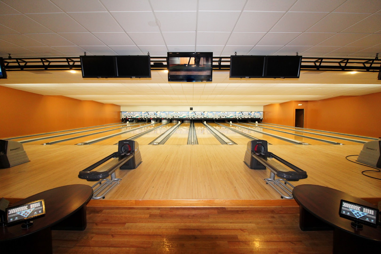Spare Time Bowling Center photo 3
