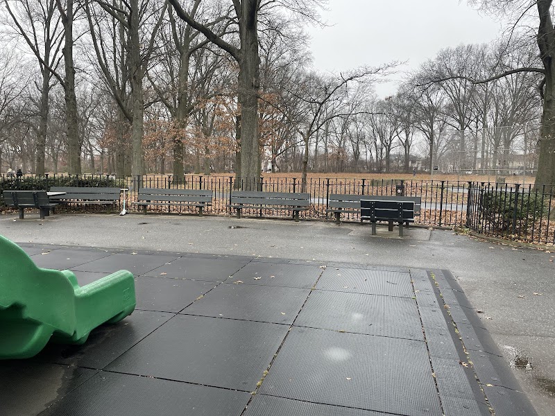 Springfield Playground photo 2